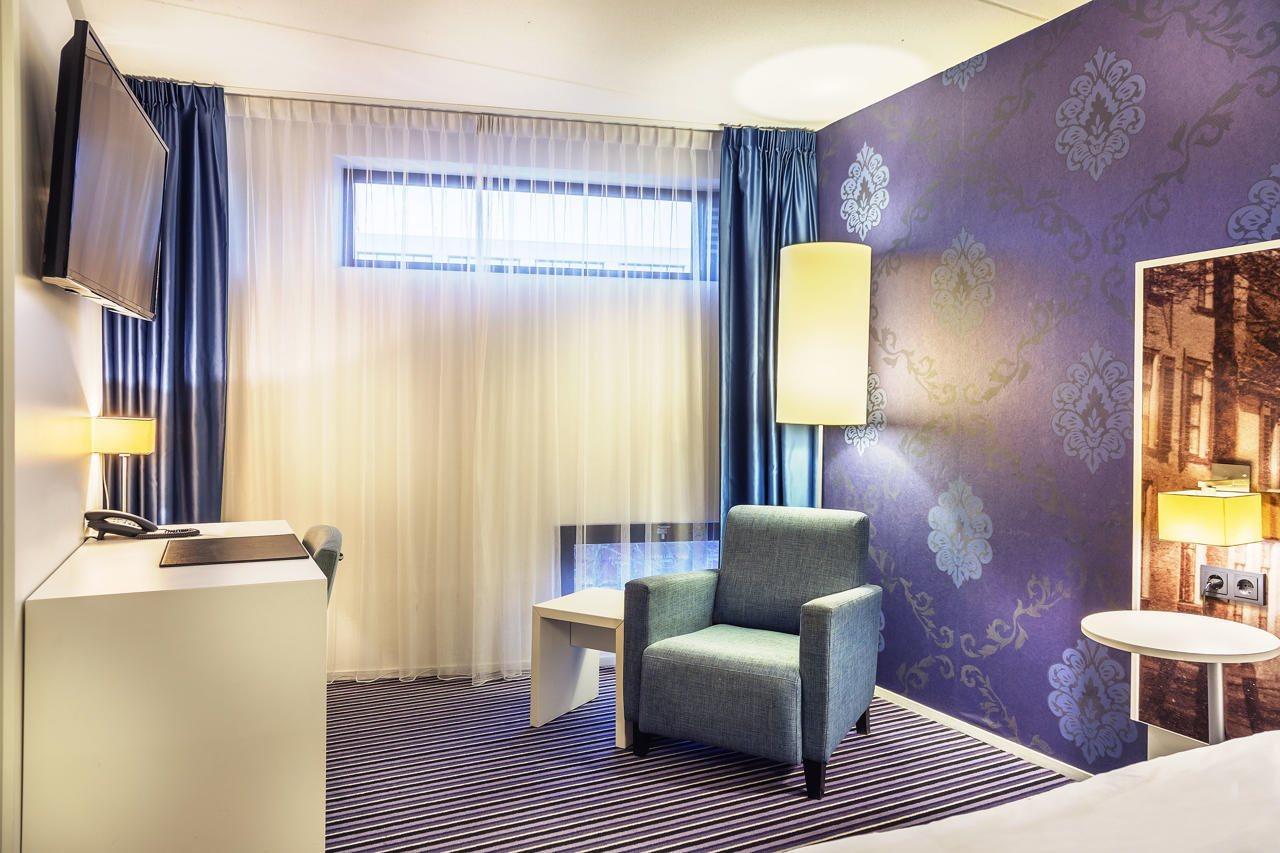 Leonardo Center 3*